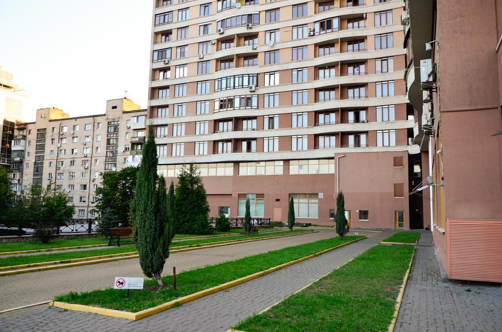 Diplomat Aparthotel Kiew Exterior foto