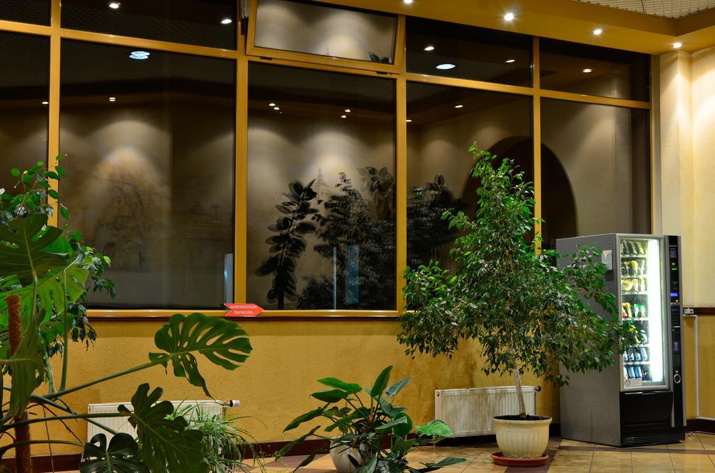 Diplomat Aparthotel Kiew Exterior foto