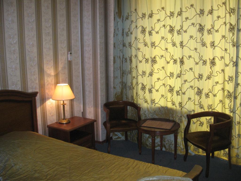 Diplomat Aparthotel Kiew Exterior foto